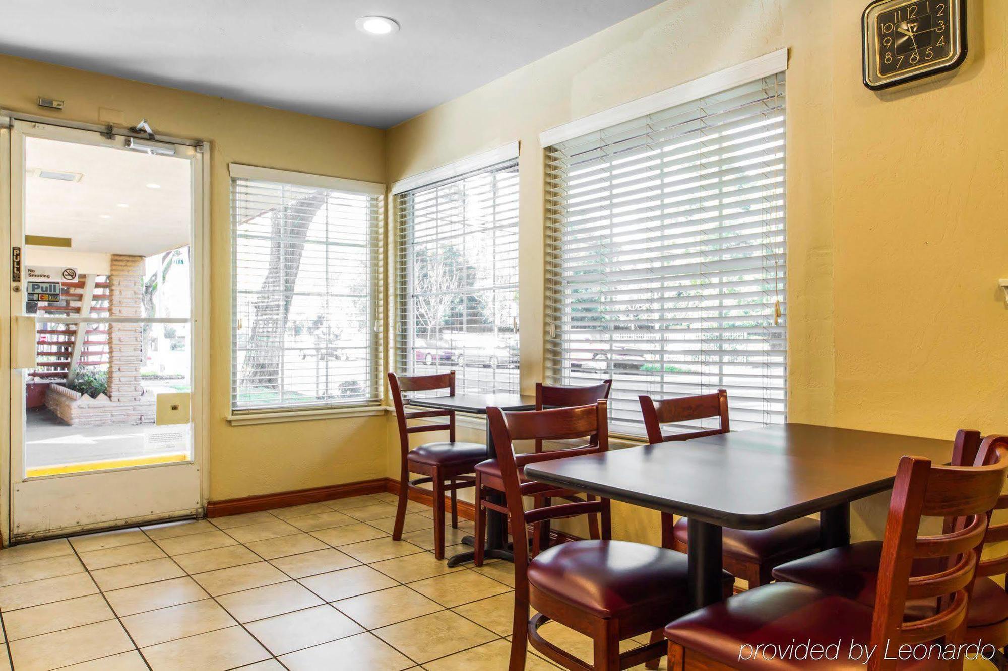 Econo Lodge Sacramento Convention Center Екстер'єр фото